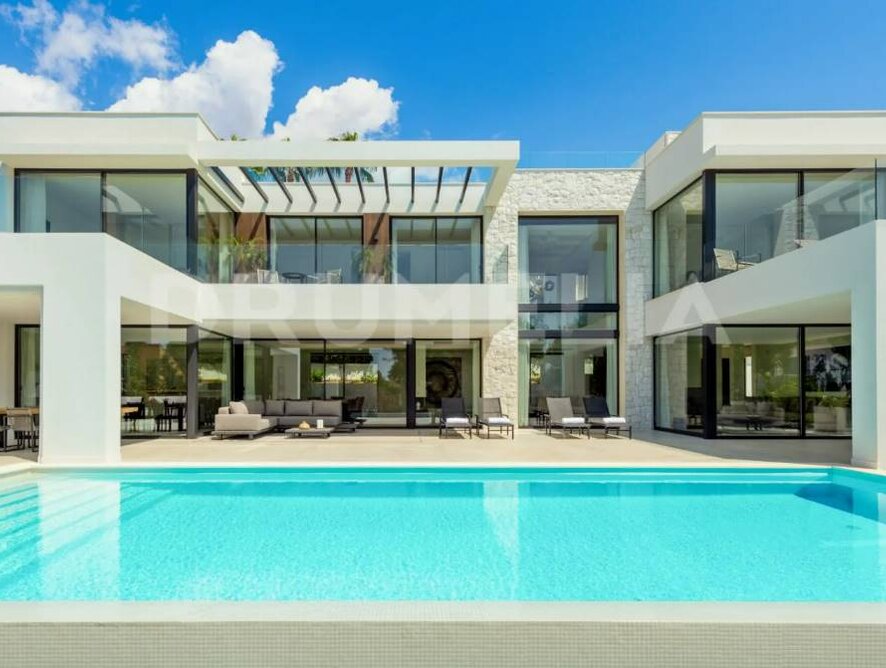 Costa del Sol Luxury House for Sale: Your Dream Home Awaits