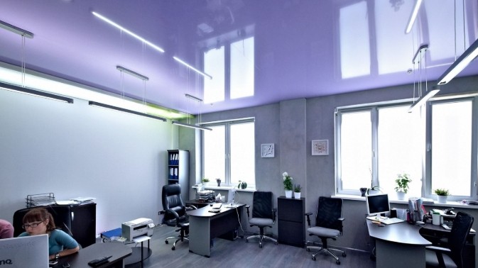 įtempiamos lubos Varniai